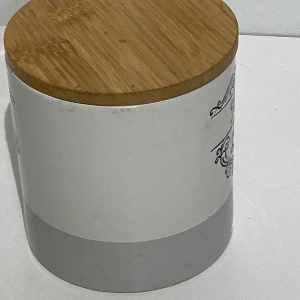 Pfaltzgraff Gray & White Tea‎ Canister with Wooden Bamboo Lid Kitchen Storage